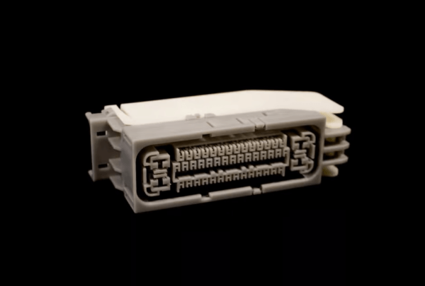 Pièces de précision constante avec détails fins